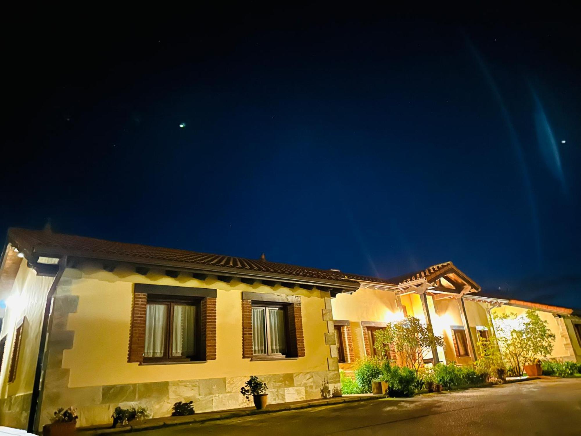 Apartamentos Rurales La Carbayala Oviñana Exterior foto